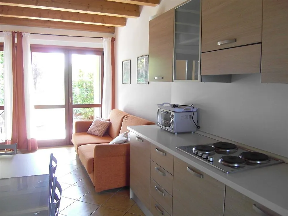 Residence Experia Peschiera del Garda 2*,  Italia