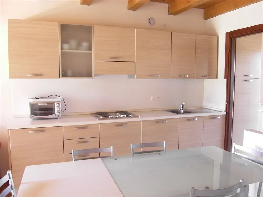 Residence Experia Peschiera del Garda 2*,  Italia